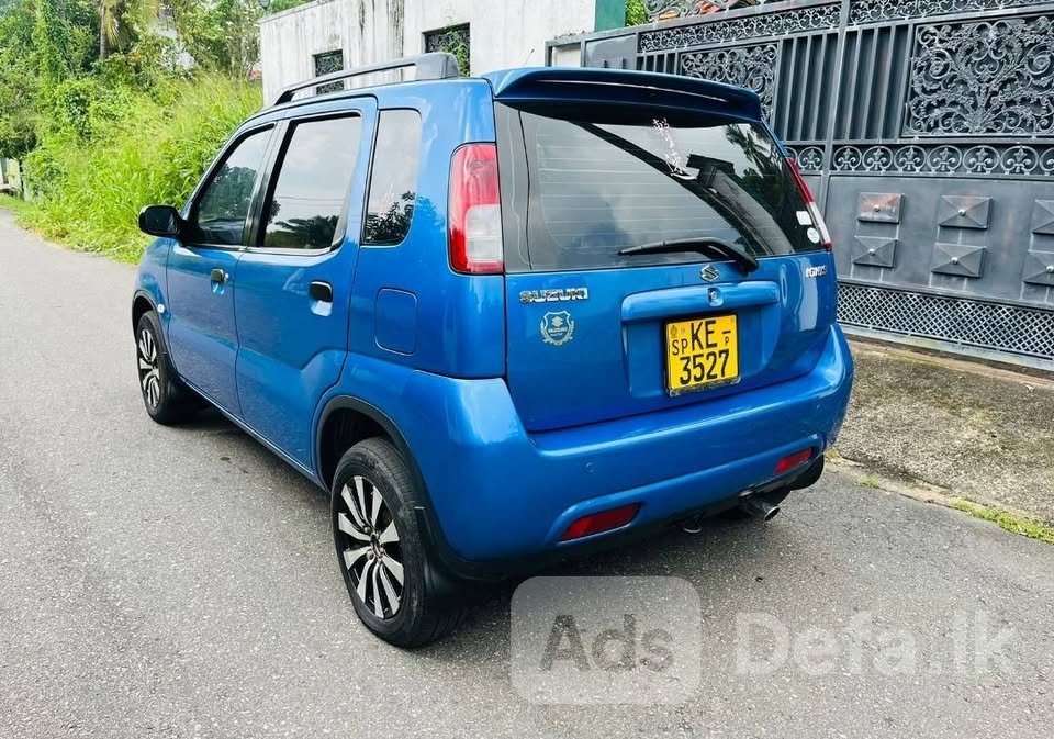 Suzuki Ignis Car 2003