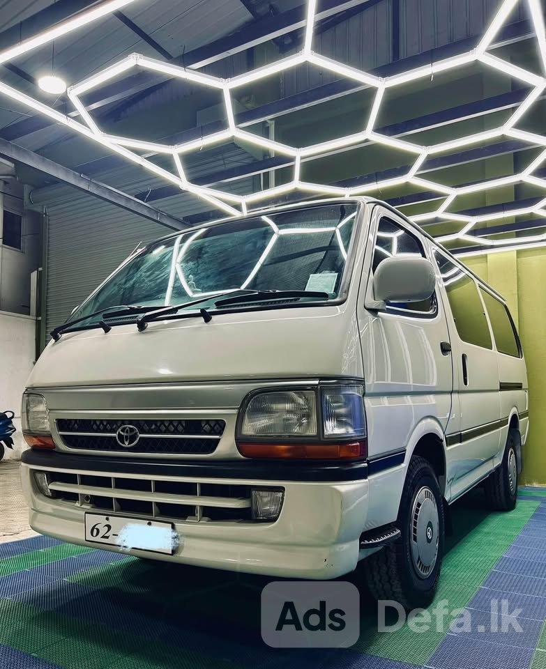 Toyota Hiace LH110