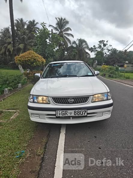 Nissan FB15 Ex Saloon 1999