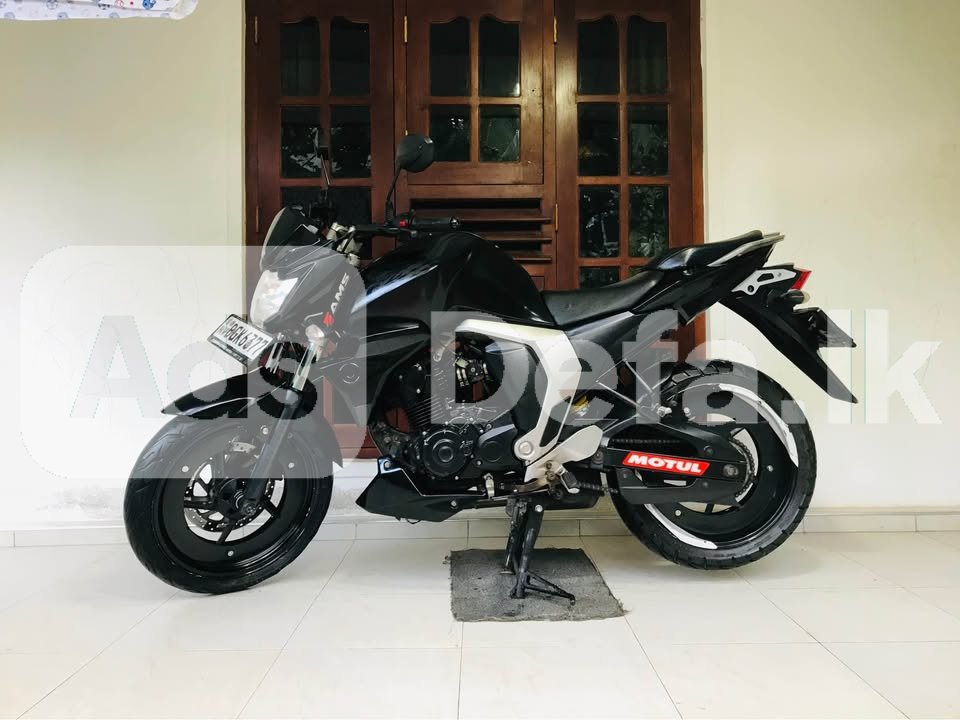 2018 Yamaha FZ V2