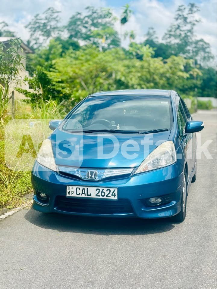 2013 Honda Fit Shuttle