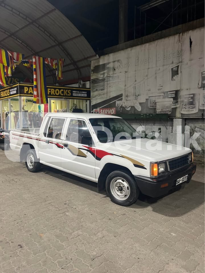 1993 Mitsubishi L200