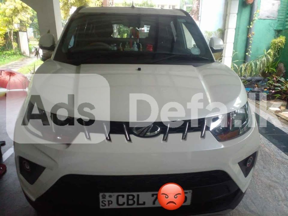 2021 Mahindra Kuv 100