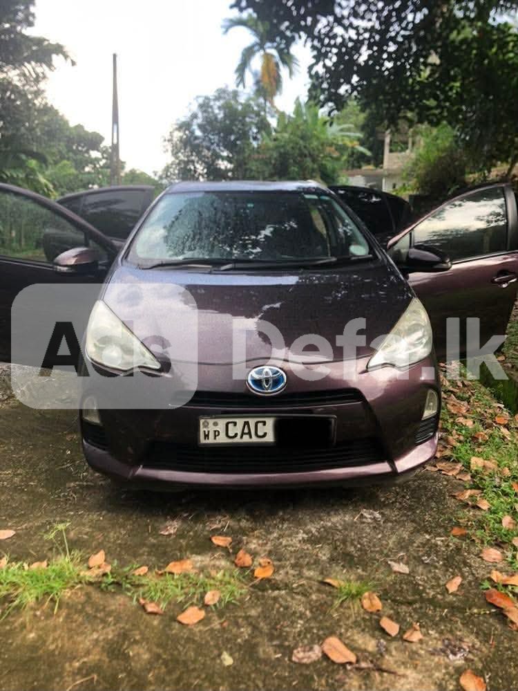 2014 Toyota Aqua S