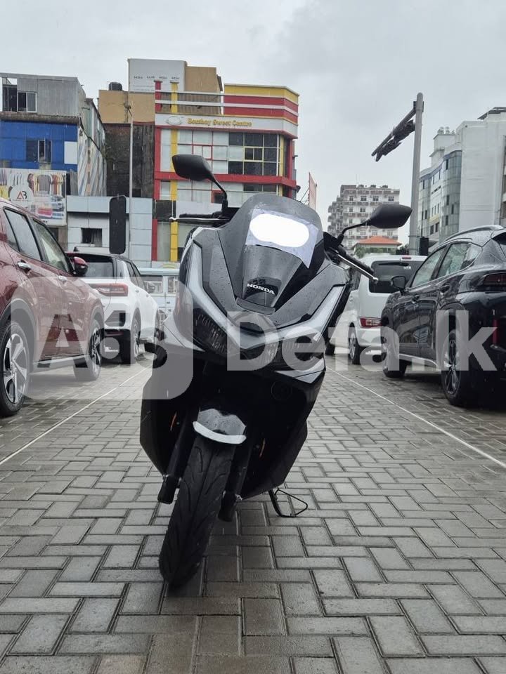 2025 Honda PCX