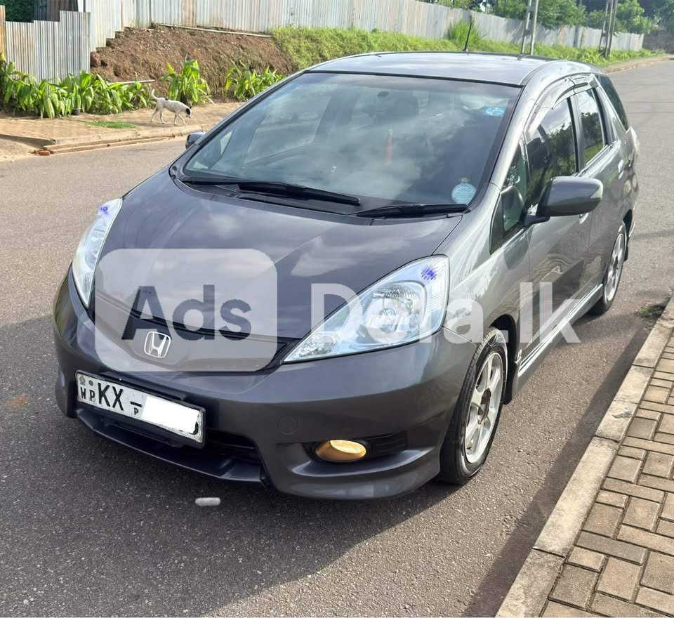 2012 Honda Fit Shuttle  GP2