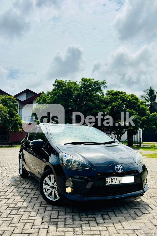 2012 Toyota Aqua  G Limited