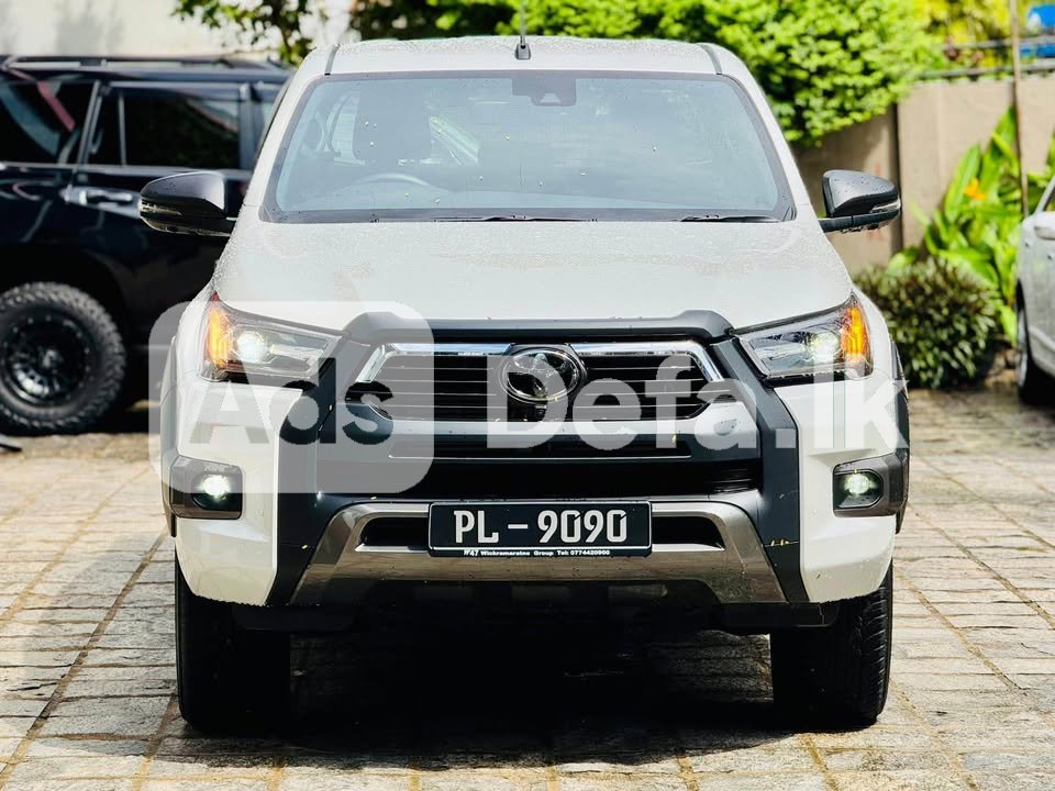 2025 Toyota Hilux  Rocco