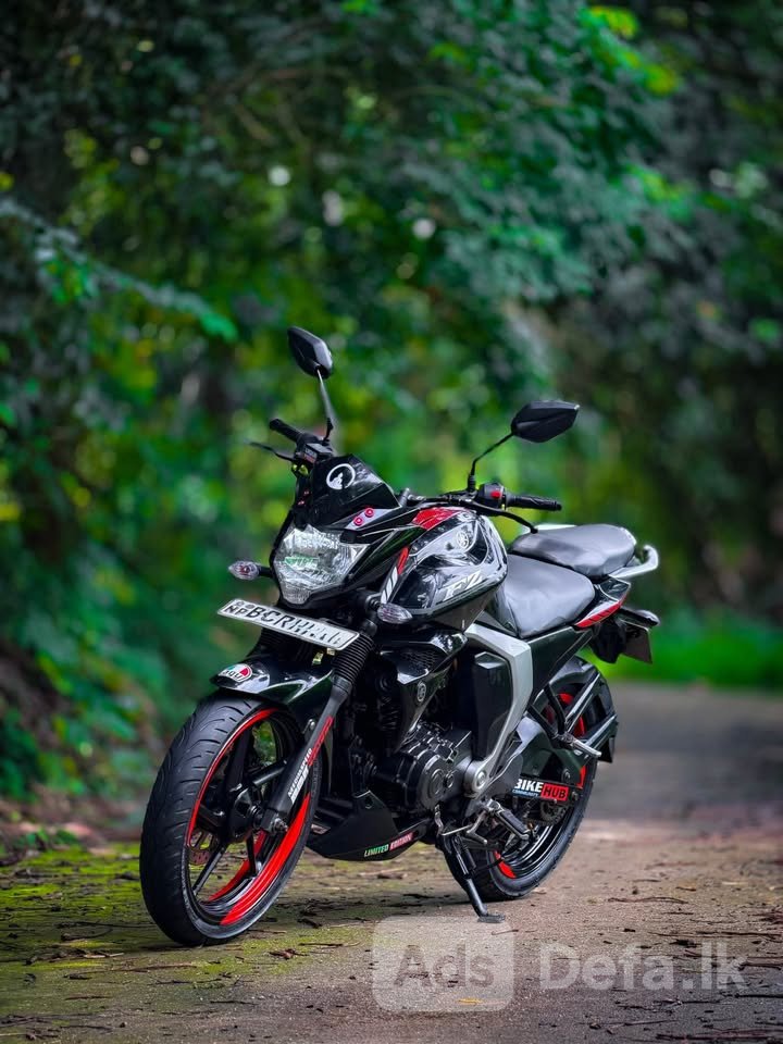 2015 Yamaha Fazer V2
