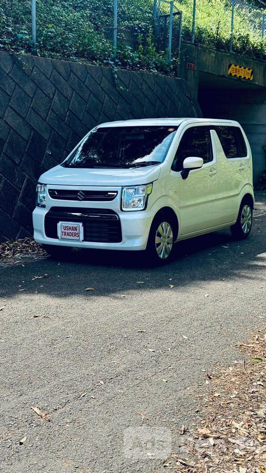 2025 Suzuki Wagon R FX