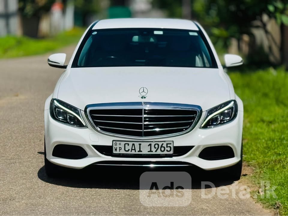 2015 Mercedes-Benz C180