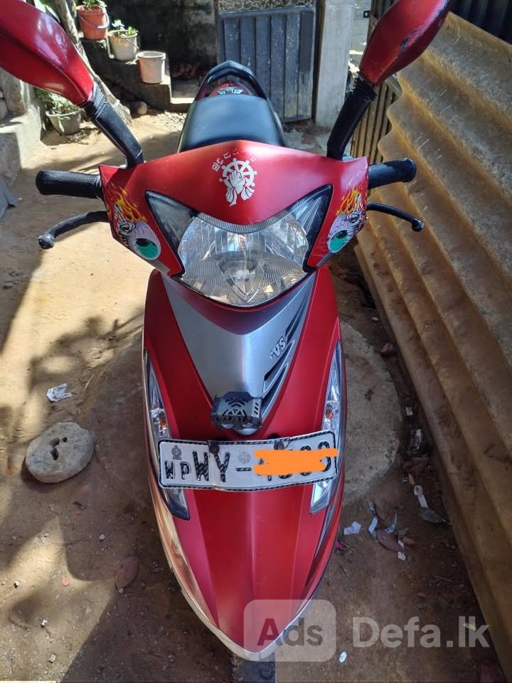 2011 TVS Scooty streak