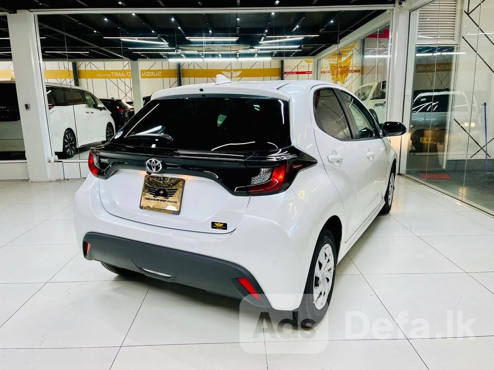 2025 Toyota YARIS X GRADE