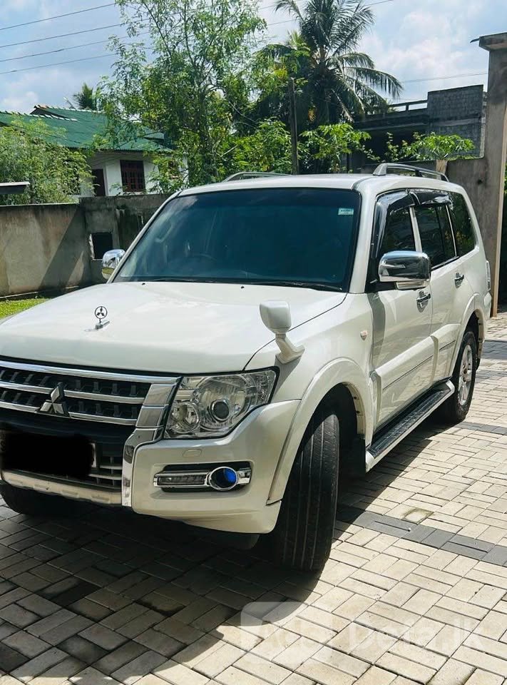 2013 Other Mitsubishi Montero