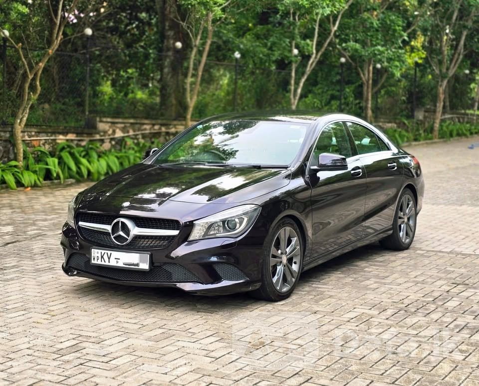 2014 Mercedes-Benz CLA200