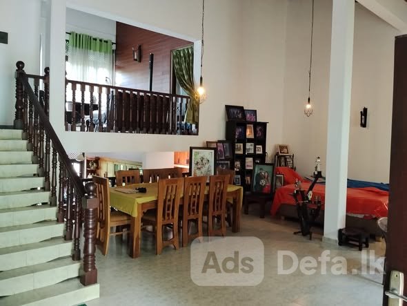 6 Bedroom House for Sale in Kadawatha