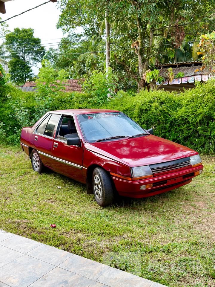 Mitsubishi Lancer Fiore C12 1985